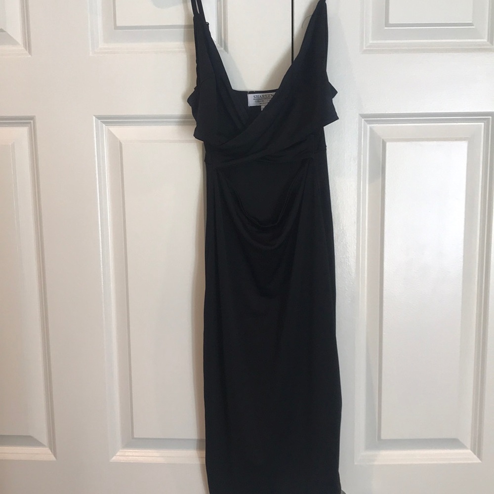 Mura boutique midi dress - black
